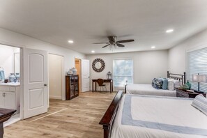 2 bedrooms, free WiFi, bed sheets, wheelchair access