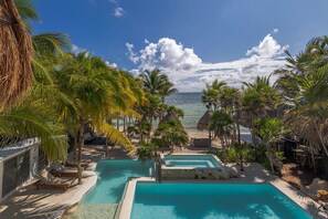 Alberca al aire libre 