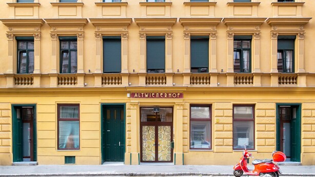 Unclassified image, 1 of 29, button - Jugendstil Boutique Studio, 57 m², original art, central family hotel (Wien)