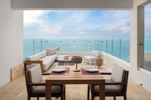 Terrace/patio - The Strand Turks and Caicos (Providenciales)