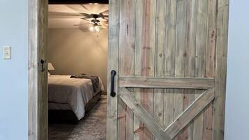 1 chambre, bureau, fer et planche Ă repasser, Wi-Fi gratuit