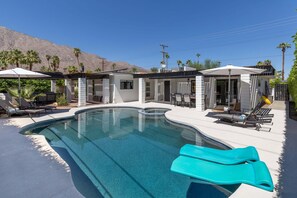 Beheizter Pool