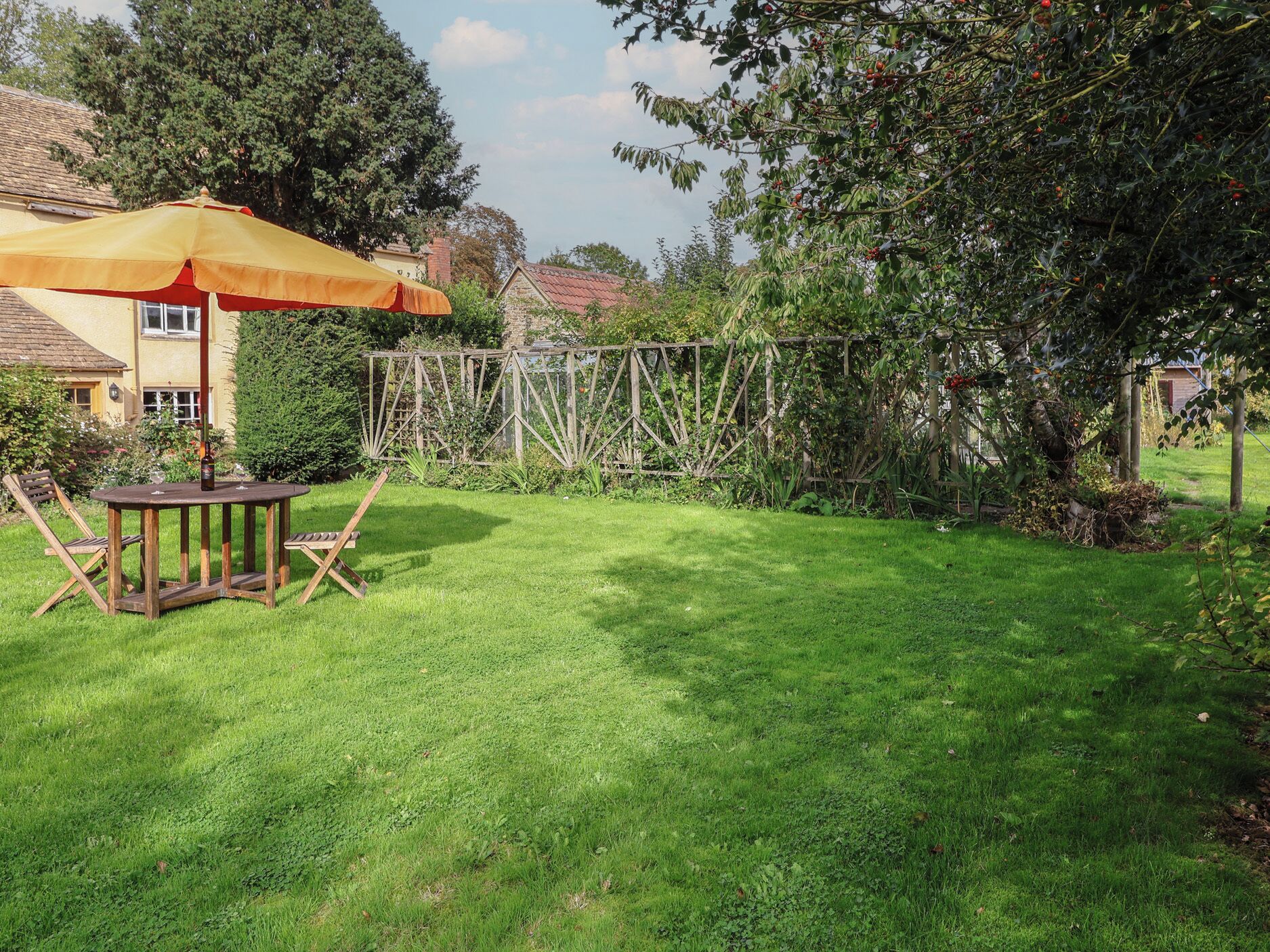 Cottage | Outdoor dining