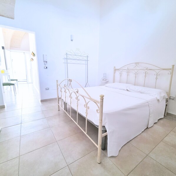 1 habitación y ropa de cama 