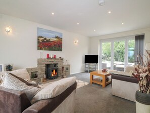 Living area - Walmer Court Farmhouse (Deal)