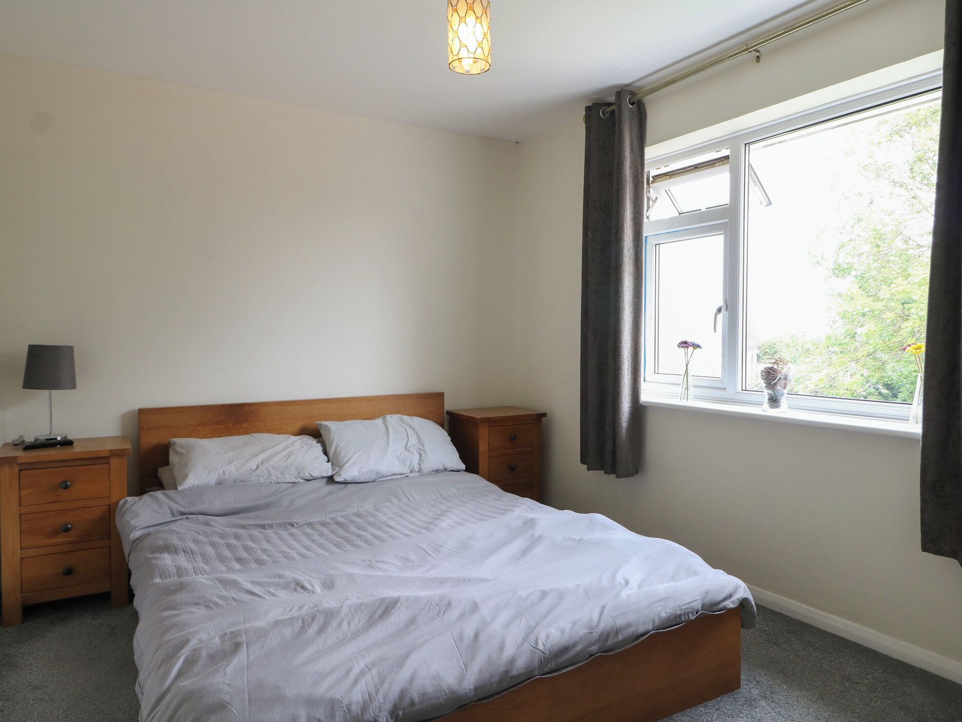 4 bedrooms, individually decorated, individually furnished, free WiFi