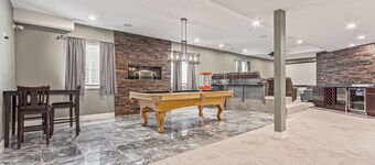 Luxury 6 Bedroom House Located in the Heart of City Park Denver Colorado