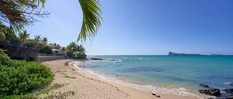 ビーチ、ビーチタオル