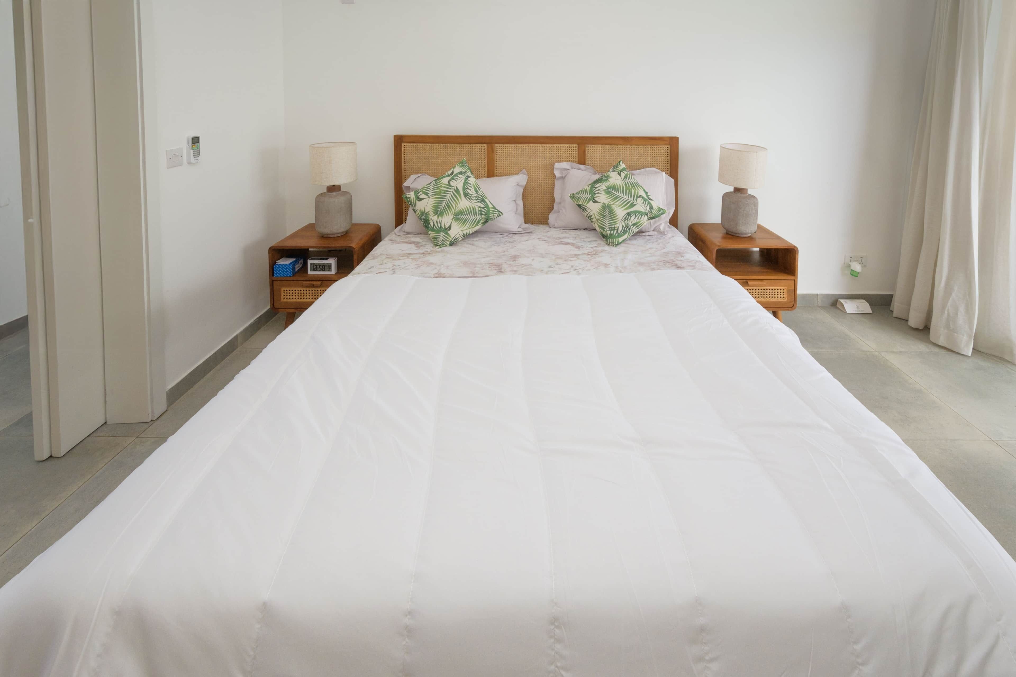 3 عدّة غرف نوم وخزنة داخل الغرفة ومكواة/لوح كي وواي فاي