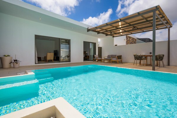 Pool - To complete (Grand Baie)