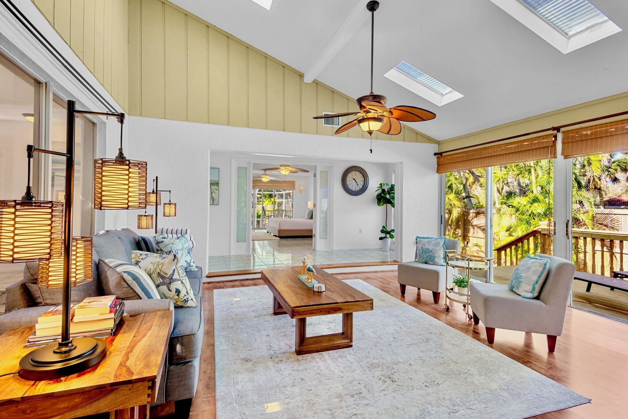 TV connectée, table de tennis de table