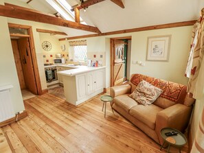 Living area - Pendockie (Boston)