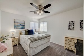 4 chambres, fer et planche Ă repasser, Wi-Fi, literie fournie