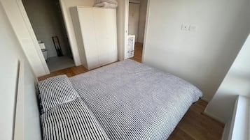 1 camera, Wi-Fi, lenzuola