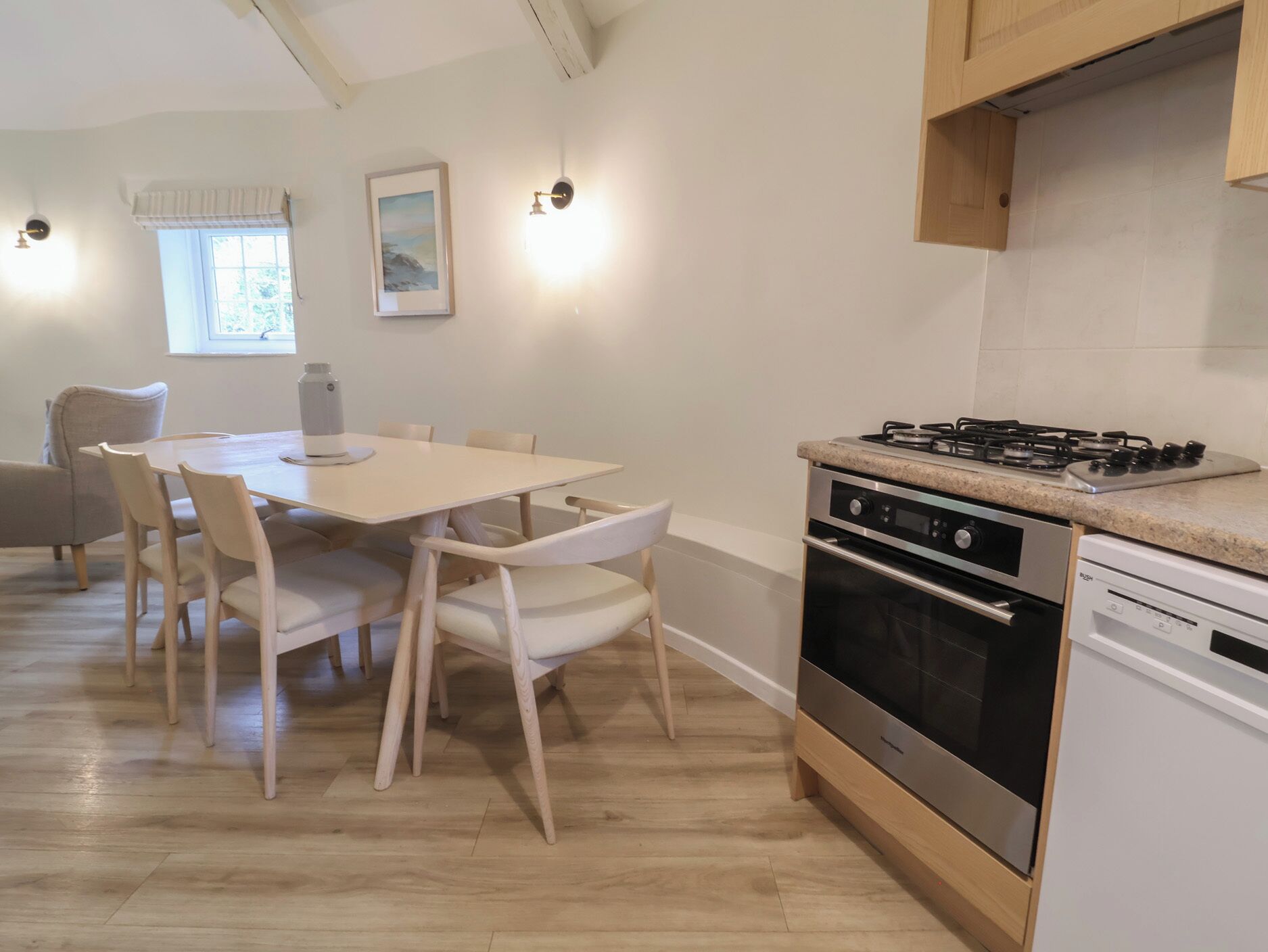 Rentaplats i utensilis de cuina, vaixella i coberteria 