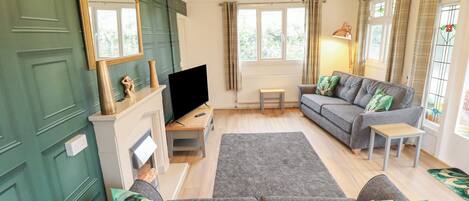 Cottage | Living area