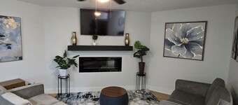 Cozy 3-bedroom house very close to major freeways going to Dallas or Fort Worth.