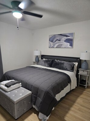 3 Schlafzimmer, Bügeleisen/Bügelbrett, WLAN, Bettwäsche