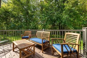 Property grounds - 3BR, 3BA End-Unit Townhouse w/ Foosball (Galena)
