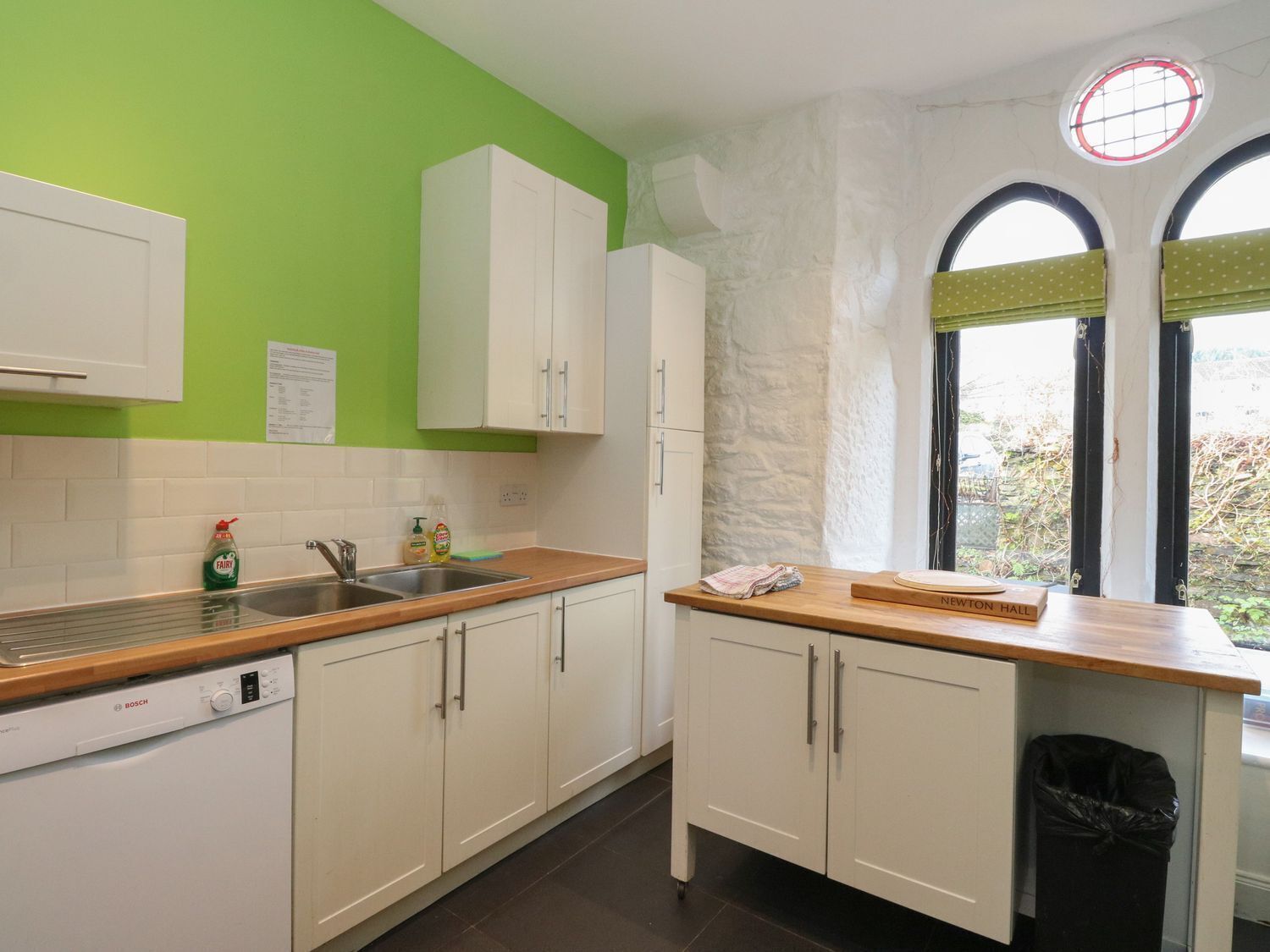 洗碗機、鍋具/餐盤/廚房用品