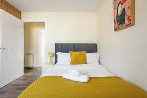 2 Schlafzimmer, Bügeleisen/Bügelbrett, WLAN, Bettwäsche