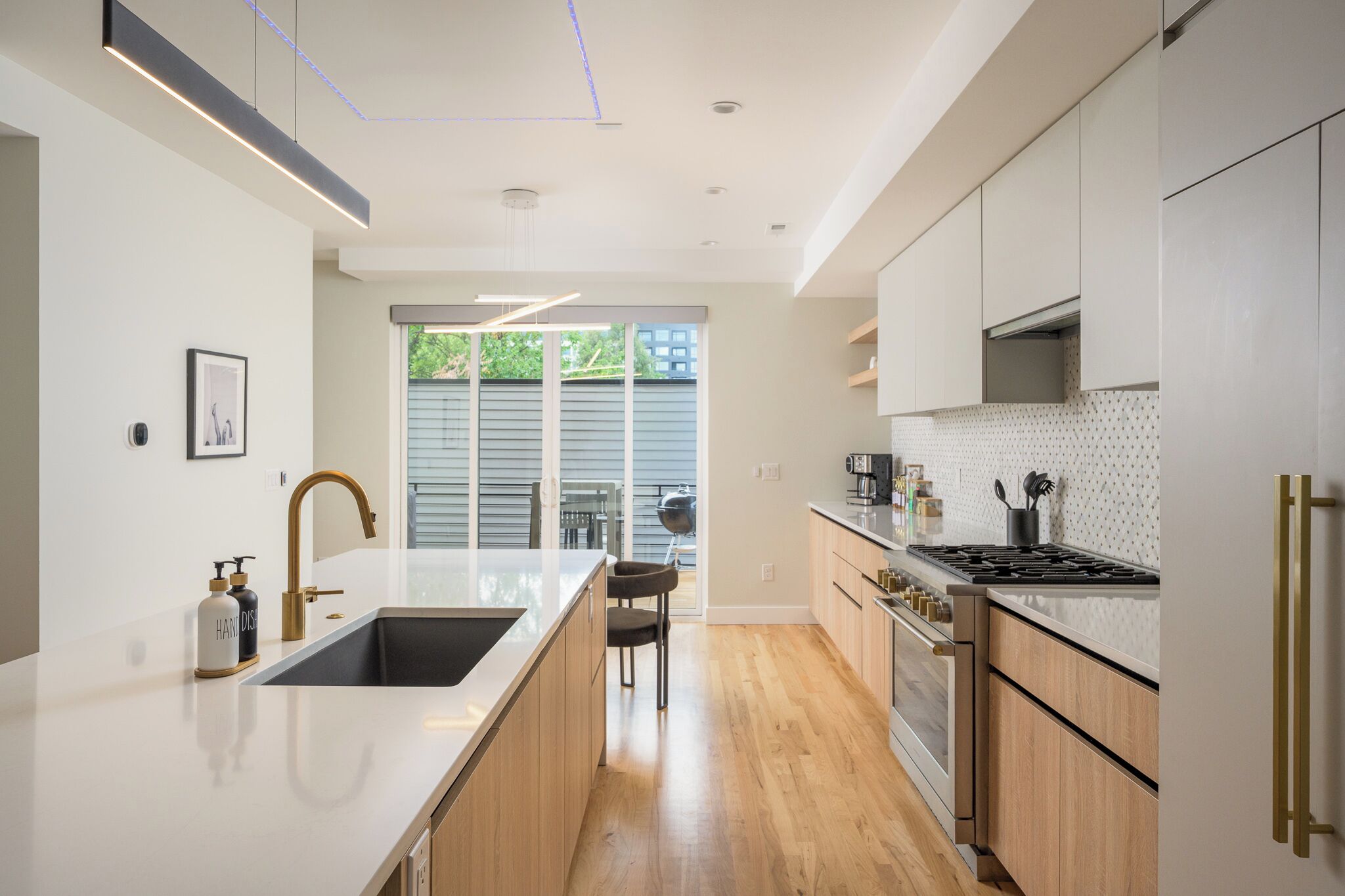 微波炉、烤箱、炉灶、洗碗机