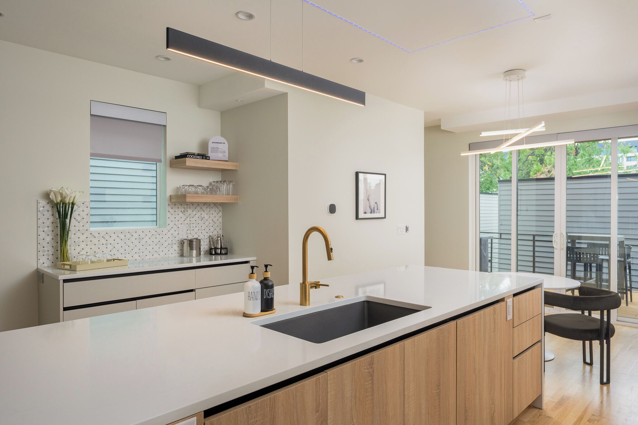 微波炉、烤箱、炉灶、洗碗机