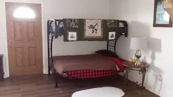 2 bedrooms, bed sheets