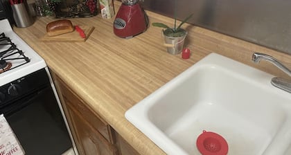 The Yellow Door Cottage