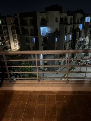 Property grounds - Elegant apartment in beautiful Compound in New Cairo with 3-bedroom AC (new cairo)