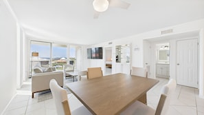 Dining - The Nest @ Holiday Isle with Private Beach Access, Pool and Pickleball (Destin)