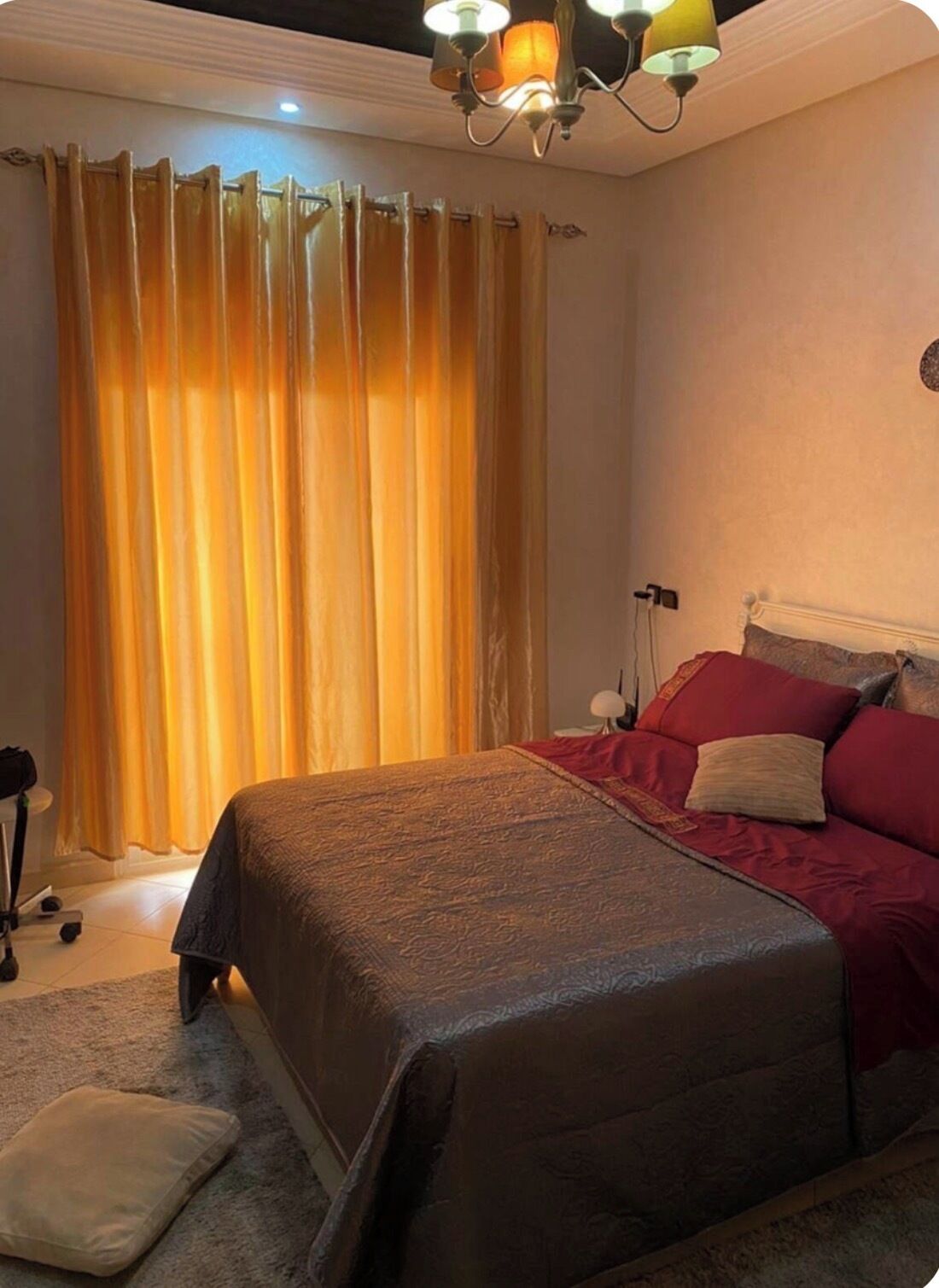 2 quartos, ferros/tábuas de passar roupa, Wi-Fi, roupa de cama