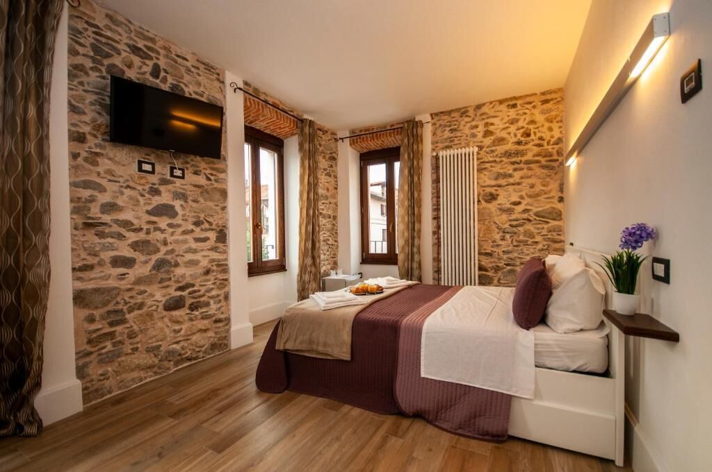 Deluxe-Doppelzimmer, 1 Queen-Bett und Schlafsofa | Verdunkelungsvorhänge, schallisolierte Zimmer, Bügeleisen/Bügelbrett