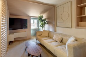 Apartment | 1 bedroom - Bairro Alto Rooftop With Balcony AND View (Lisbon)