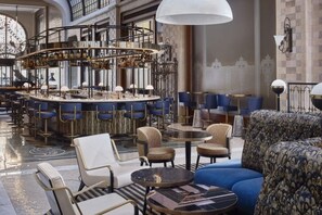 Unclassified image, 3 of 30, button - Four Seasons Hotel Gresham Palace Budapest (Budapest)