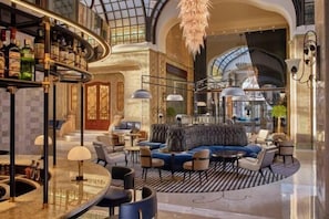 Lobby lounge - Four Seasons Hotel Gresham Palace Budapest (Budapest)