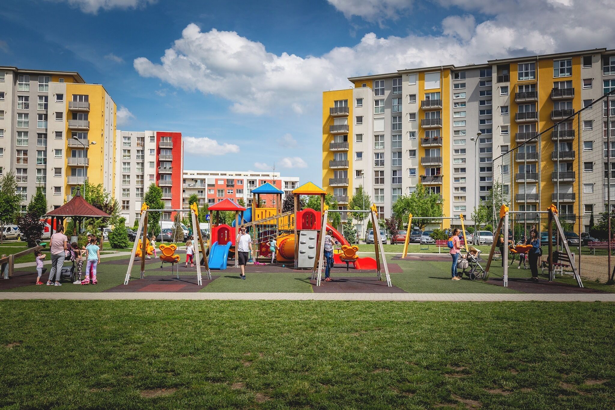 Tempat bermain anak - outdoor