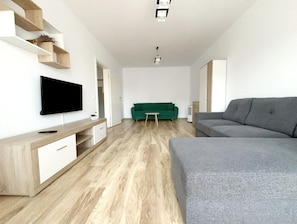 Family Apartment, Mountain View