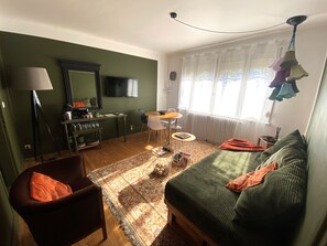 تلفزيون ذكي، كُتُب