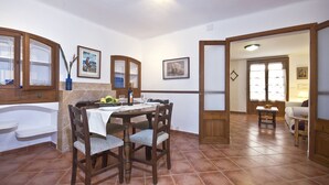 Dining - Pollensa Holidayhome Juana (Pollensa / Pollença)