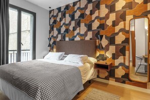 1 slaapkamer, een strijkplank/strijkijzer, internet, beddengoed