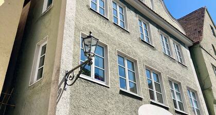 Old Town Apartment for 6 Guests with Parking