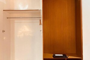 Room - Yama Hotel & Rooftop Bar (Botataung)