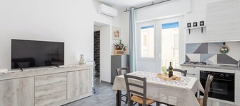 Cagliari Sunshine Apartment CIN IT092009B4000T9076