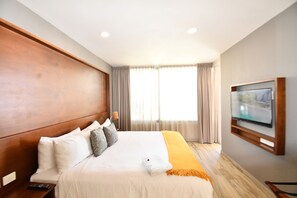 Superior Apartment, Balcony, City View | In-room safe, free WiFi - Newport House Playa by The Spot Rentals (Playa del Carmen)