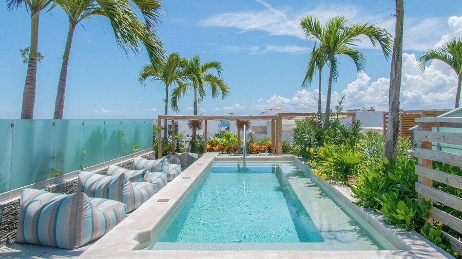 Newport House Playa by The Spot Rentals