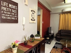 Living area - NAIA MNL Airport-Newport Accommodations (Pasay)