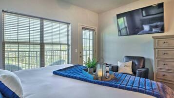 1 slaapkamer, een strijkplank/strijkijzer, internet, beddengoed