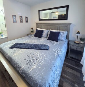 1 Schlafzimmer, Bügeleisen/Bügelbrett, kostenloses WLAN, Bettwäsche