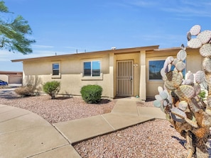 Exterior - Silk Oak Tempe (Tempe)